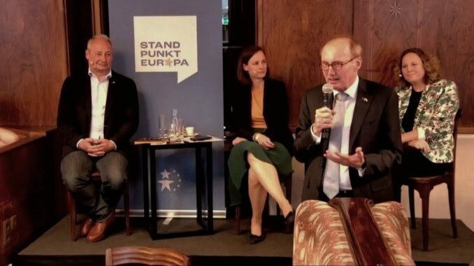 Standpunkt Europa Diskussion mit SPÖ EU-Spitzenkandidat Andreas Schieder. Im Bild: Andreas Schieder, Mariana Kühnel, Doris Vettermann und Othmar Karas.