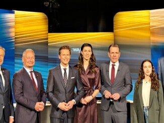 ORF-Elefantenrunde zur Europawahl, am 5. Juni 2024. V.l.n.r. Reinhold Lopatka (ÖVP), Andreas Schieder (SPÖ), Tobias Pötzelsberger (Moderator), Raffaela Schaidreiter (Moderatorin), Harald Vilimsky (FPÖ), Lena Schilling (Grüne) und Helmut Brandstätter (NEOS).